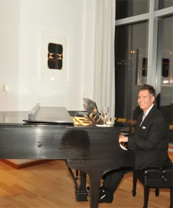 arnie-abrams-pianist-venues